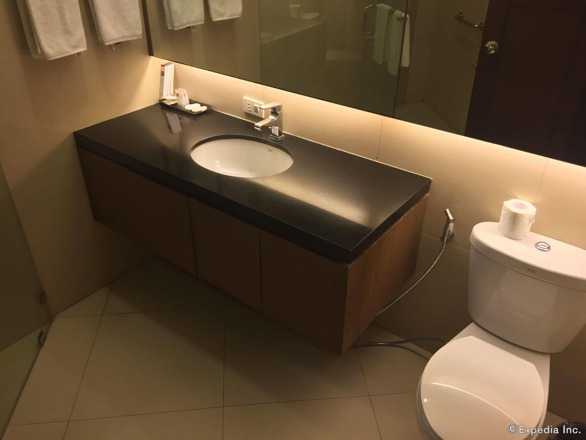 Gt Hotel Bacolod Eksteriør bilde